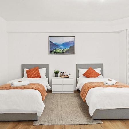 2 Zimmer Apartments, 4 Betten, Vollmoebliert,Zentrale Lage Am S-Bahnhof Berlin Eksteriør billede