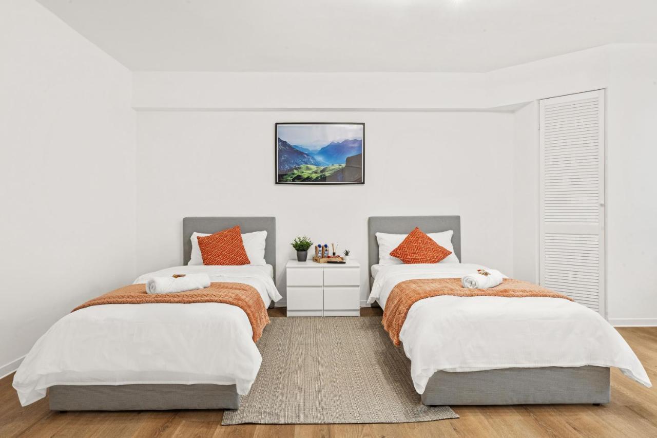 2 Zimmer Apartments, 4 Betten, Vollmoebliert,Zentrale Lage Am S-Bahnhof Berlin Eksteriør billede
