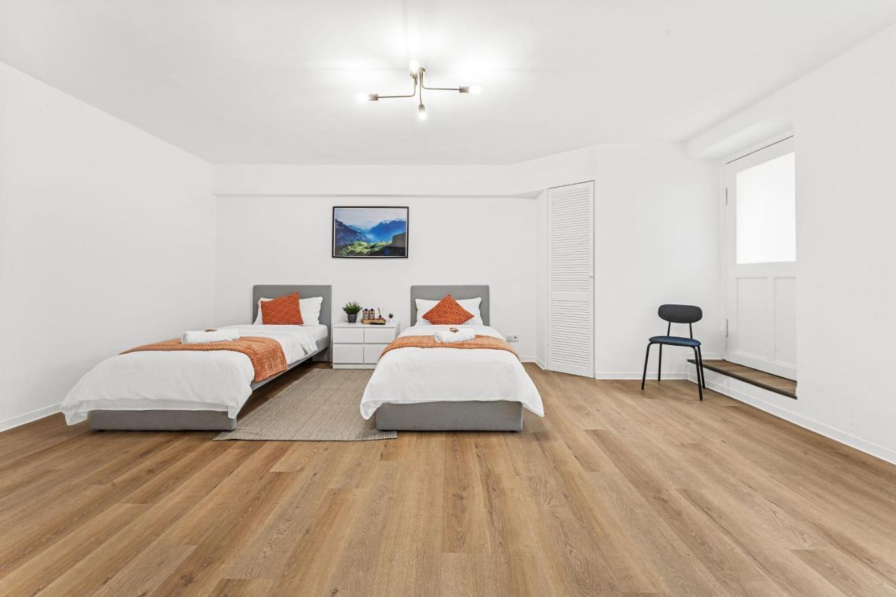 2 Zimmer Apartments, 4 Betten, Vollmoebliert,Zentrale Lage Am S-Bahnhof Berlin Eksteriør billede
